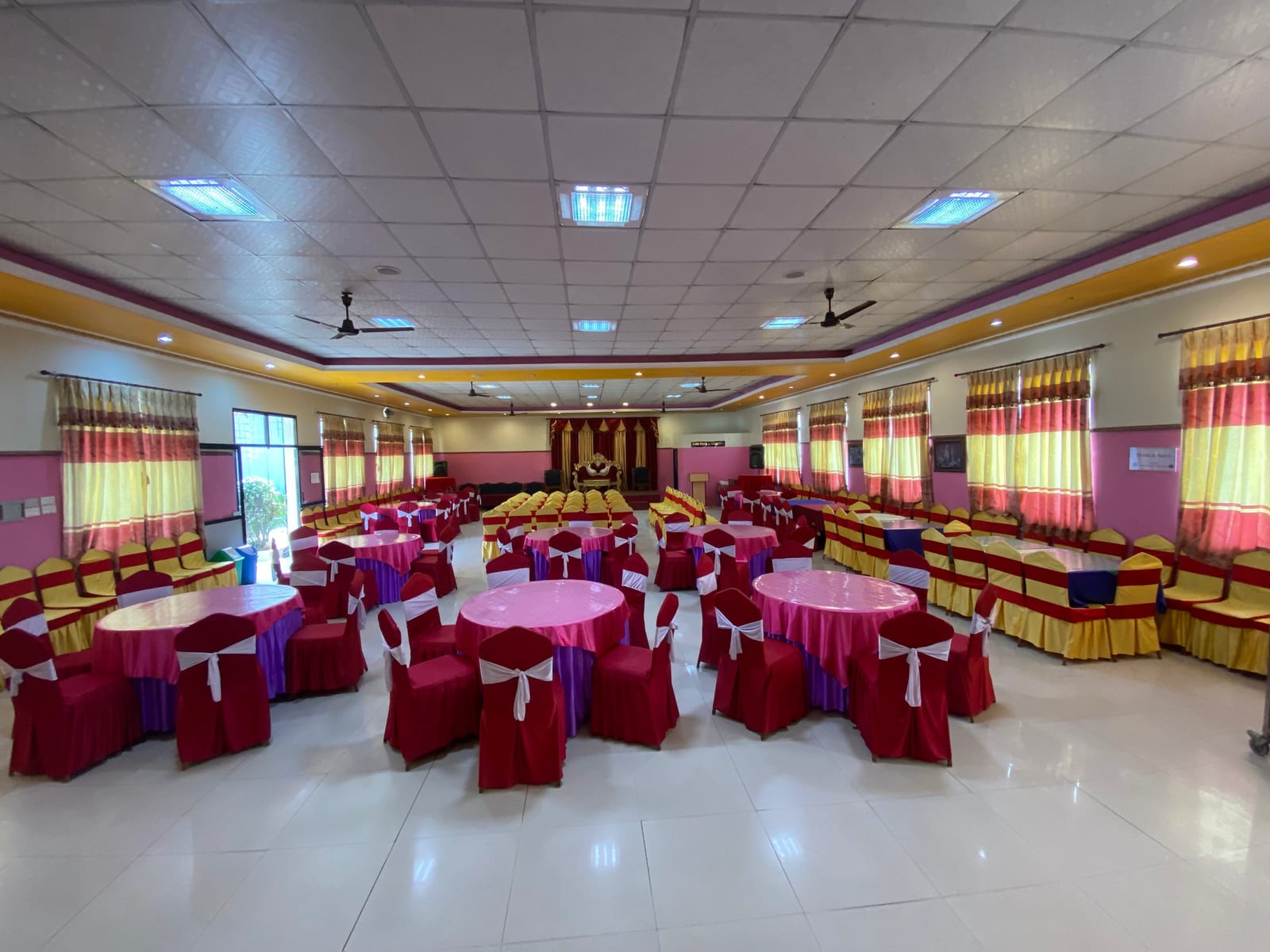 King Cafe & Banquet